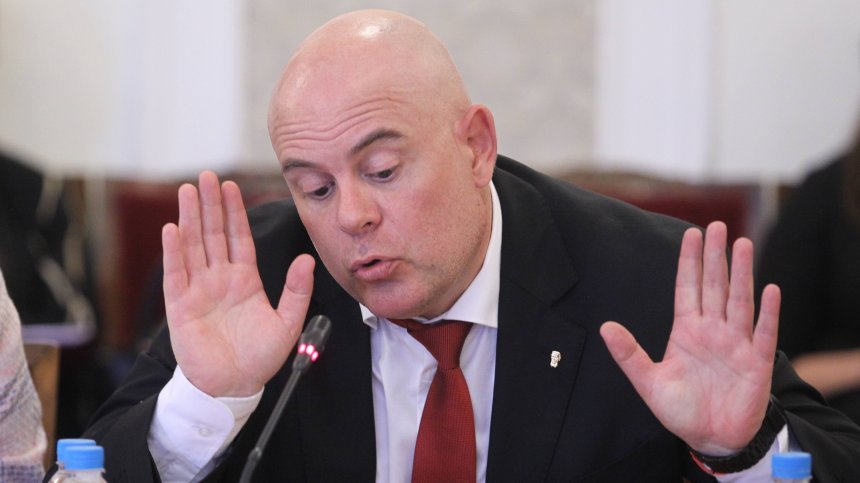 Гешев: Дали е важно с кого си пътувал, или е по-важно, че някой гражданин е застрашен