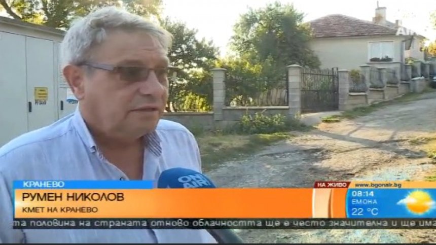 Отходни води пълзят по улици в Кранево