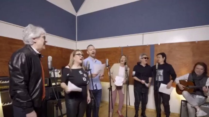 След 40 години легендарният "Оркестър без име" отново е тук