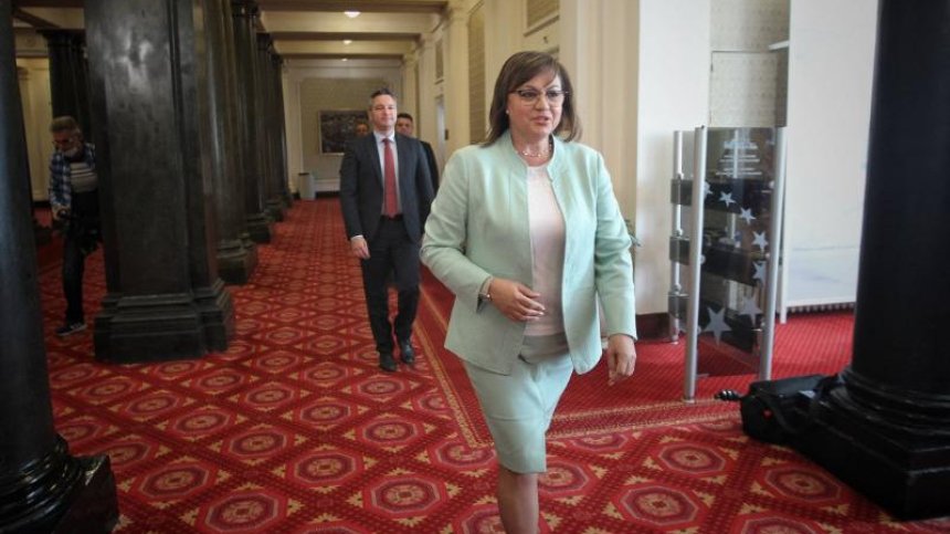 Нинова: Прекратяваме практиката да се пускат в гората приближени до партии фирми