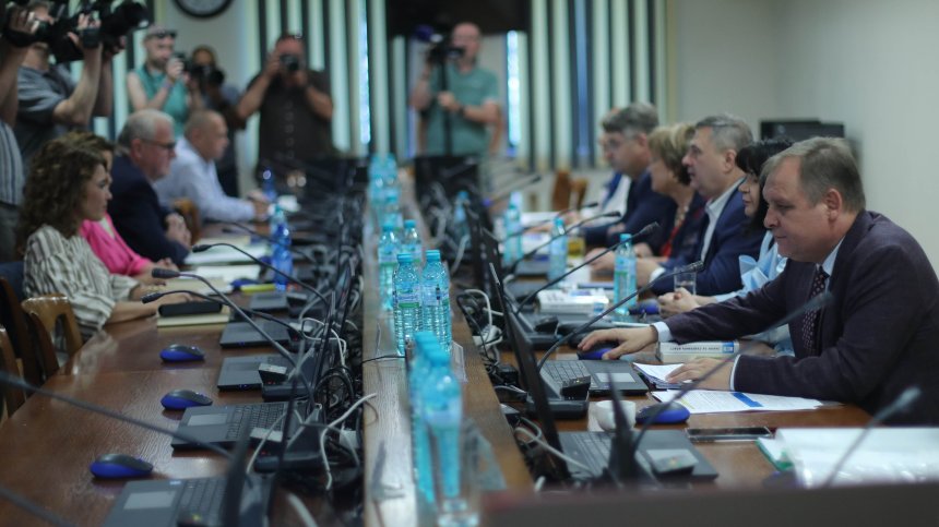 Прекратиха процедурата за председател на ВАС