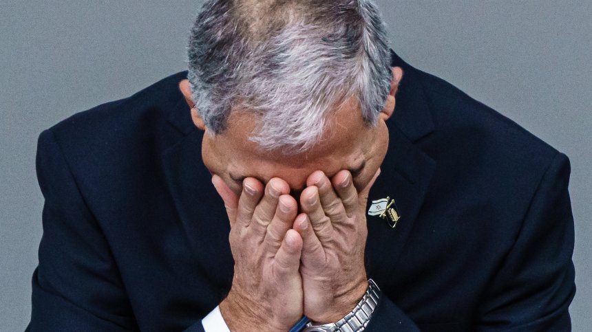 Силни емоции в Бундестага в деня за почит на жертвите на Холокоста