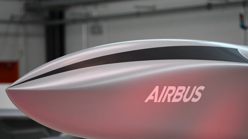 Airbus обмисля съкращаване на най-малко 15 000 служители