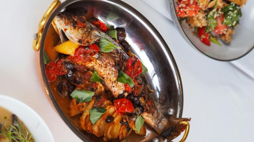 Пъстърва с масло, бадеми и магданоз за Никулден (РЕЦЕПТА)