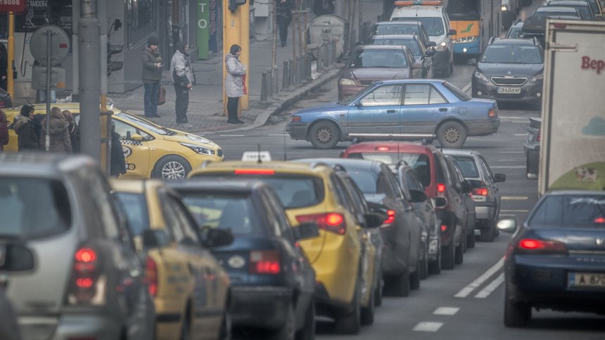 ЕС подготвя сериозен удар по автомобилните производители