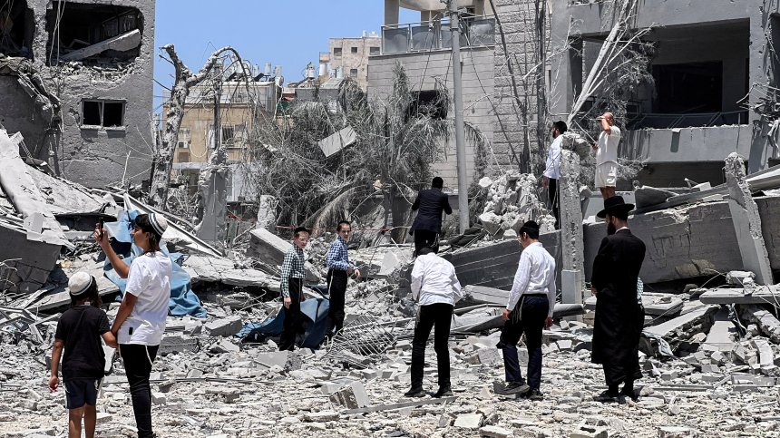 Български глас от Близкия изток: Заклещени сме между Иран и Израел