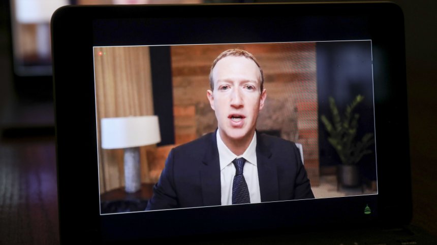 Facebook тества ново приложение за отдалечена работа във виртуална реалност