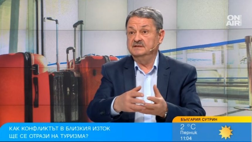 Проф. Рачев: Държавата селективно евакуира бедстващите български туристи