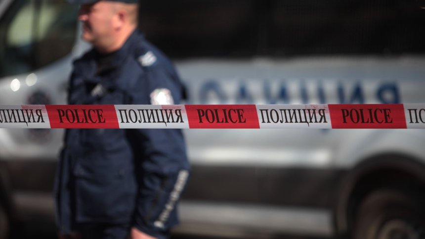 Убитият мъж в Ямбол е застрелян от съседа си през прозореца