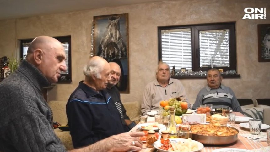 Историите ON AIR: Кошаревските... коментатори