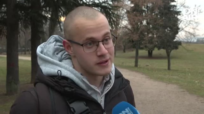 Арестуваха преподавател от УАСГ за педофилия, лъгал полицаите за годините си