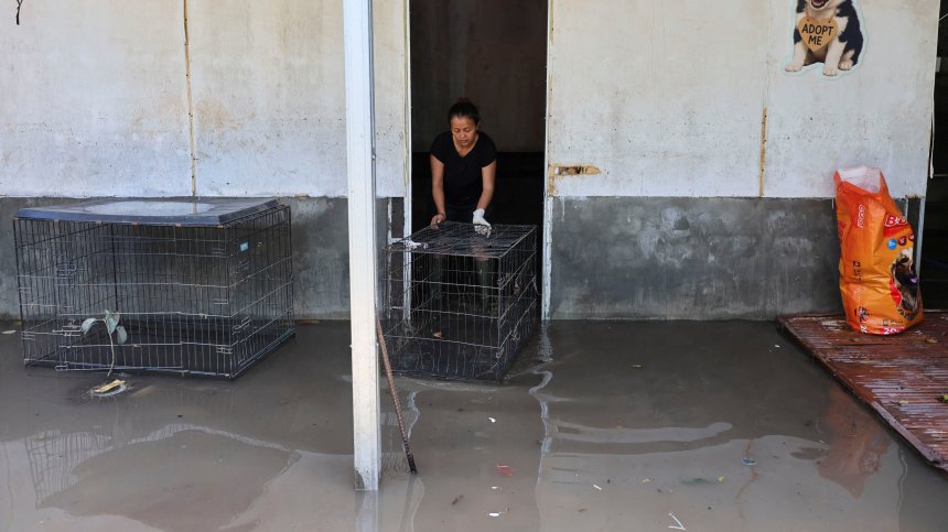 Едноседмично извънредно положение в Бали заради смъртоносните наводнения