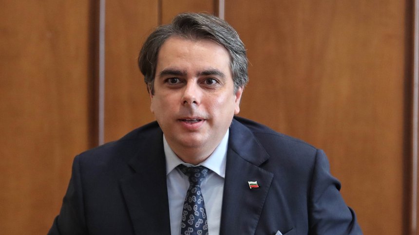 Асен Василев: Абсурдно е да не мога да гласувам, Хасково се управлява по безобразен начин