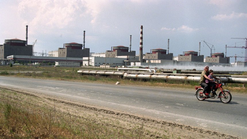 Възстановиха резервния електропровод, захранващ АЕЦ "Запорожие"