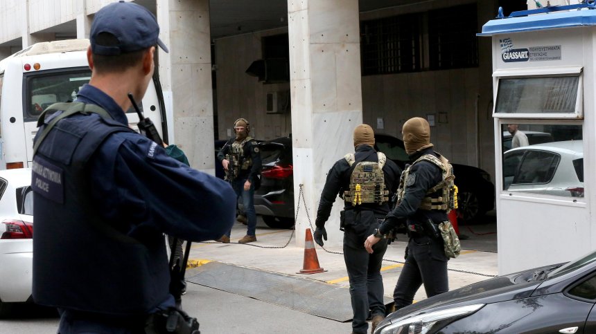 Българи в Гърция в основата на мащабна ДДС измама с коли