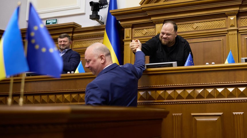 Росен Желязков в Киев: Военната, финансова и икономическа помощ от България ще продължи