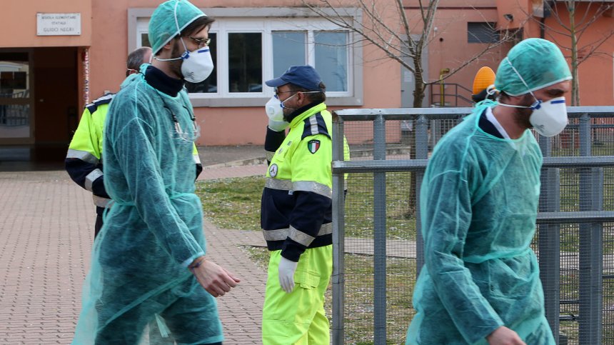7 жертви и паника в Италия заради коронавируса - прекратиха карнавала във Венеция (Обновена)