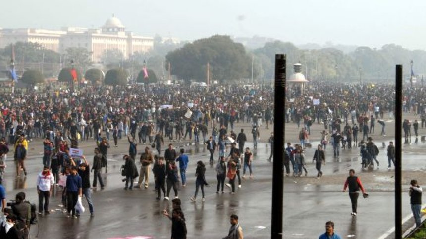 Полицията в Индия забрани протестите