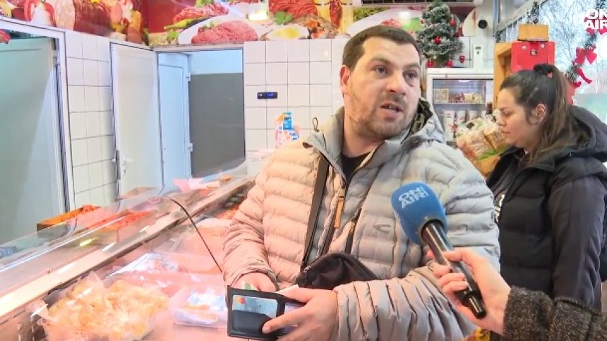 Търговци връщат ресто в левове, много българи още нямат евро в себе си
