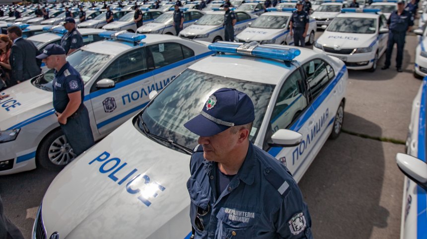 Глоба до 2000 лв. за всеки, който посегне на полицай или пожарникар