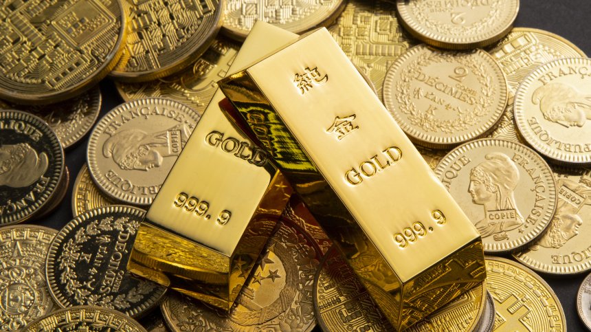 Златото отново поскъпна до границата от $5000