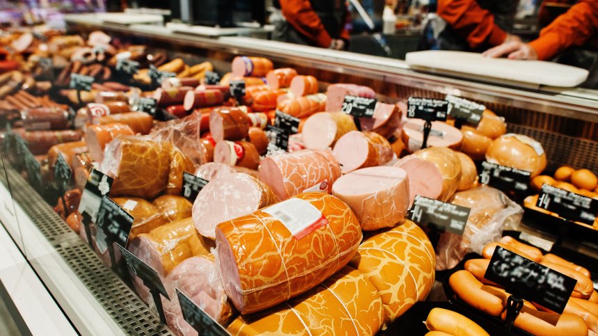 Гърция с нова система срещу продажбата на вносно мляко и месо като местно