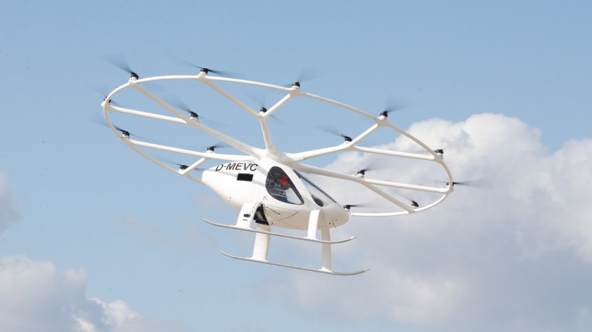 Китайски град инвестира $1,4 млрд. в развитие на летящи коли