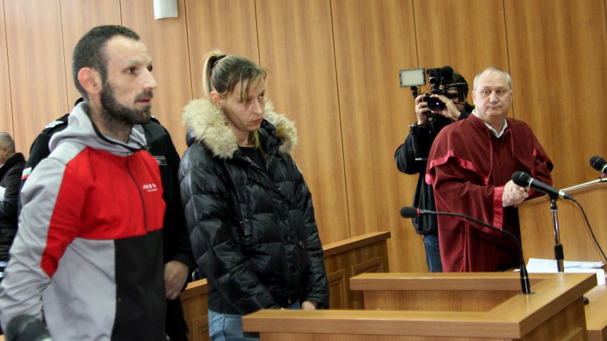 Майката и пастрокът на обезобразеното дете: Нараняванията са от гореща вода