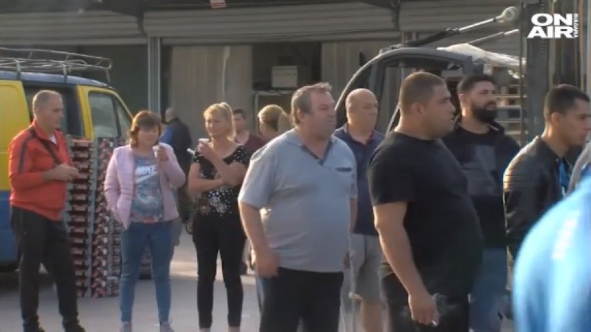 Търговци от Петричко на гневен протест срещу нова наредба на БАБХ