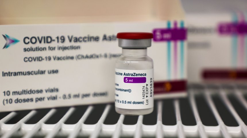 Посрещаме 19 200 дози от AstraZeneca, но може ваксината да бъде изтеглена