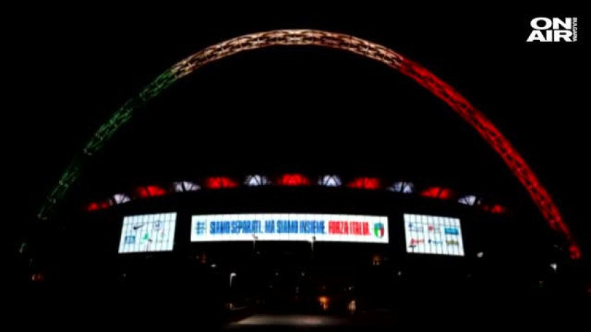 "Уембли" грейна в цветовете на италианския флаг в знак на съпричастност