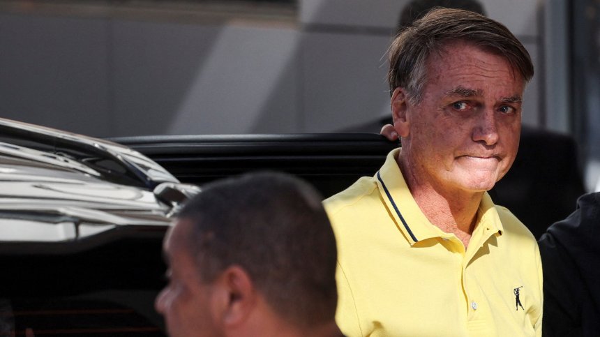 Върховният съд на Бразилия гласува осъждането на Болсонаро по дело за преврат