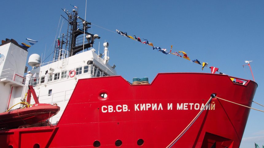 "Св. св. Кирил и Методий" - корабът, който пренаписа морската ни изследователска история