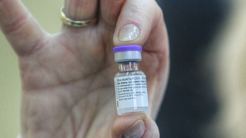 Започва имунизацията на пациенти при джипитата, идва доставка от Pfizer