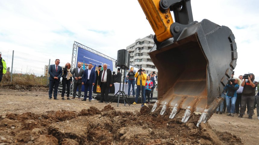Започна изграждането на нова метростанция в столичния квартал "Обеля"