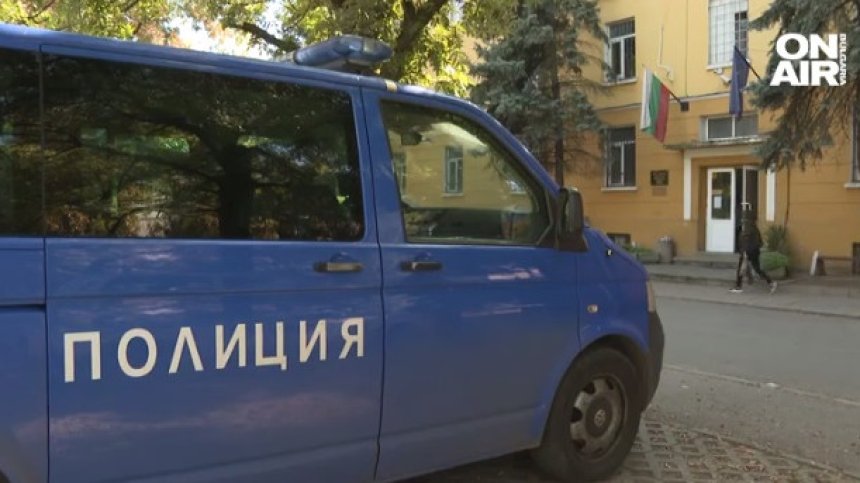 Дрогираният антимафиот опитал да заблуди полицаите при проверката на "Тракия"