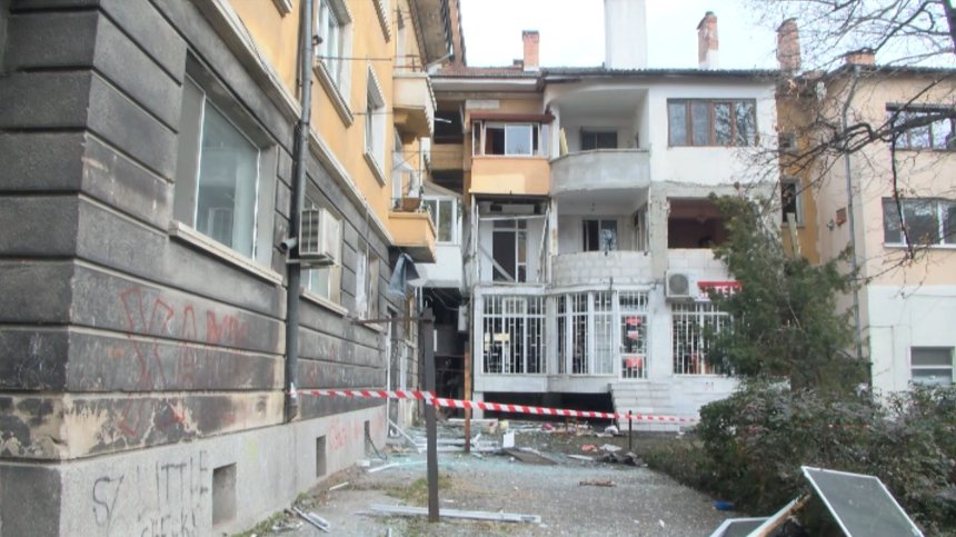 Пенсионерка от Хасково с 60% изгаряния след взрив на бутилка с газ