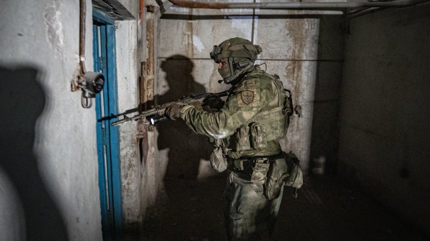 "Амнести" призова Киев да изведе военни и оръжието от жилищните квартали