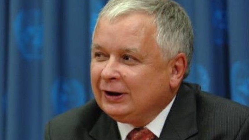 Ексхумираха тялото на Лех Качински