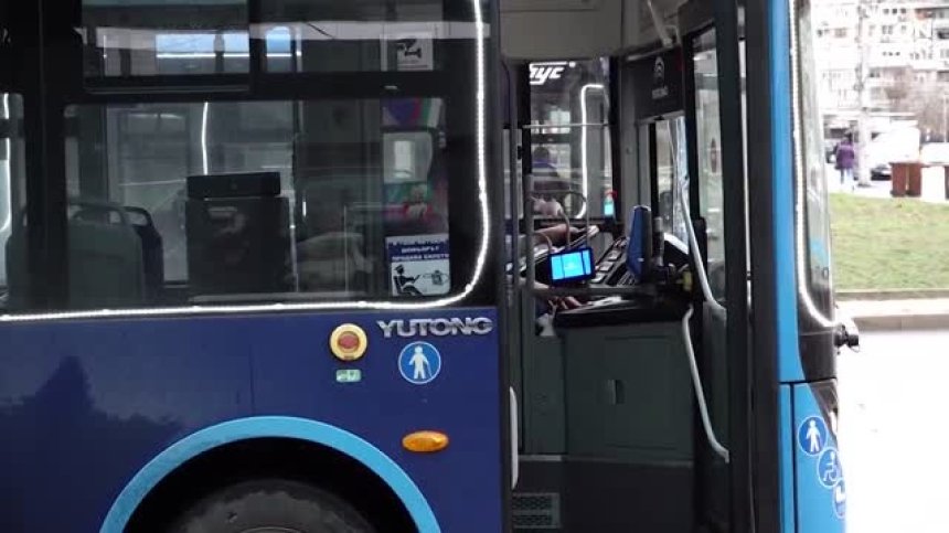 Ето защо мъж преби шофьор на автобус в Бургас