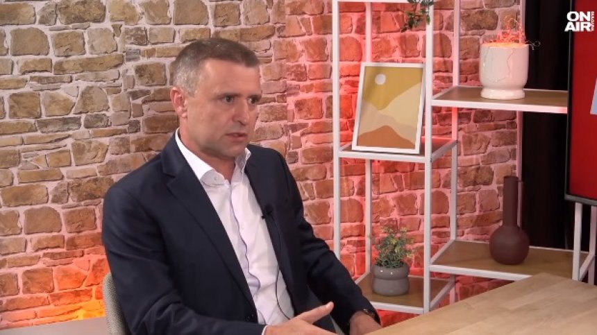 Капиталовият пазар процъфтява, активите трайно се увеличават