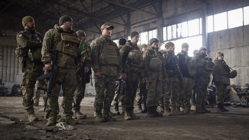 Украинските сили: Отблъснахме над 50 руски атаки в неделя