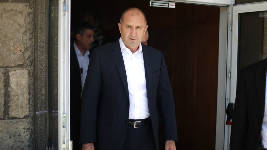 Радев: Истината не изнася на народните представители, имаме нужда от компетентност