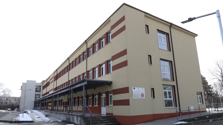 Болницата в Кюстендил получи два кислородни концентратора