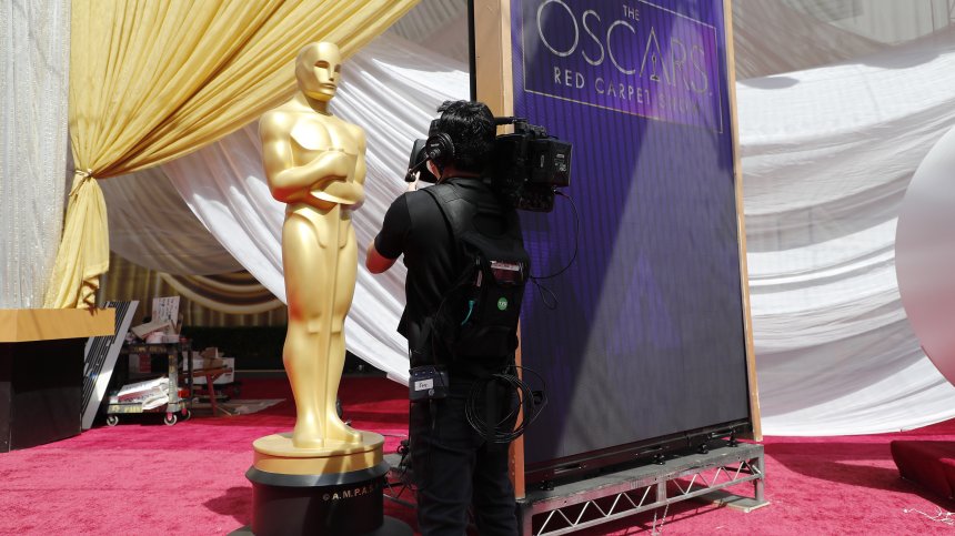 Трескава подготовка за наградите "Оскар" -  кой ще грабне мечтаните статуетки?