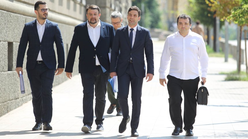 "Продължаваме промяната" се регистрира за изборите на 2 октомври