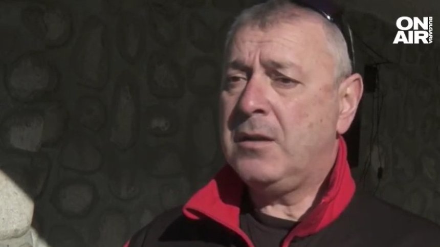 Отказаха хеликоптер за свалянето на телата от Пирин, рискуват живота на спасителите