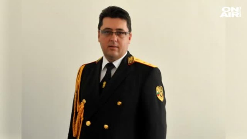 Разпитаха Узунов за чат скандала, Радев и Борисов взеха отношение