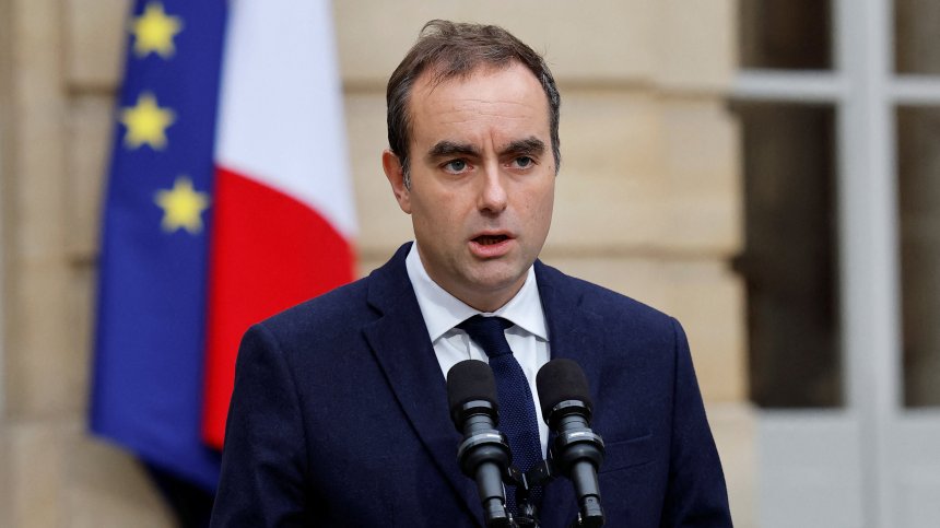 Лекорню обеща на Франция нов премиер в следващите 48 часа