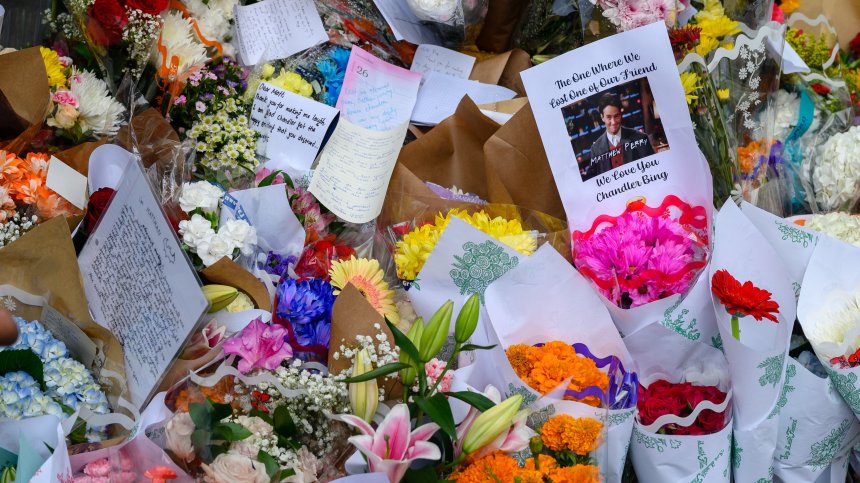 Нов филм разследва шокиращата смърт на Матю Пери